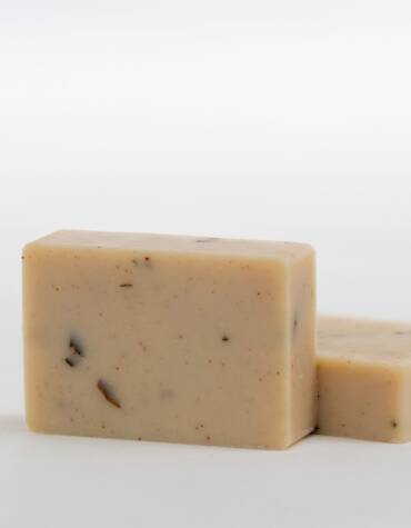 สบู่มะขามทานาคา ใช้ทำความสะอาดผิวหน้าและผิวกายดูสดใสเป็นธรรมชาติ ขายส่ง 100 ก้อน